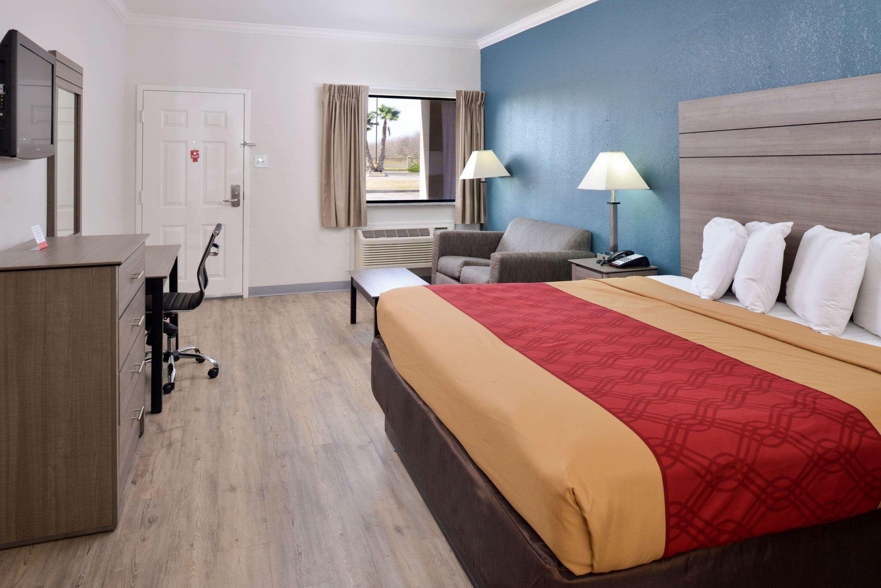 Econo Lodge&Suites Port Arthur Eksteriør billede