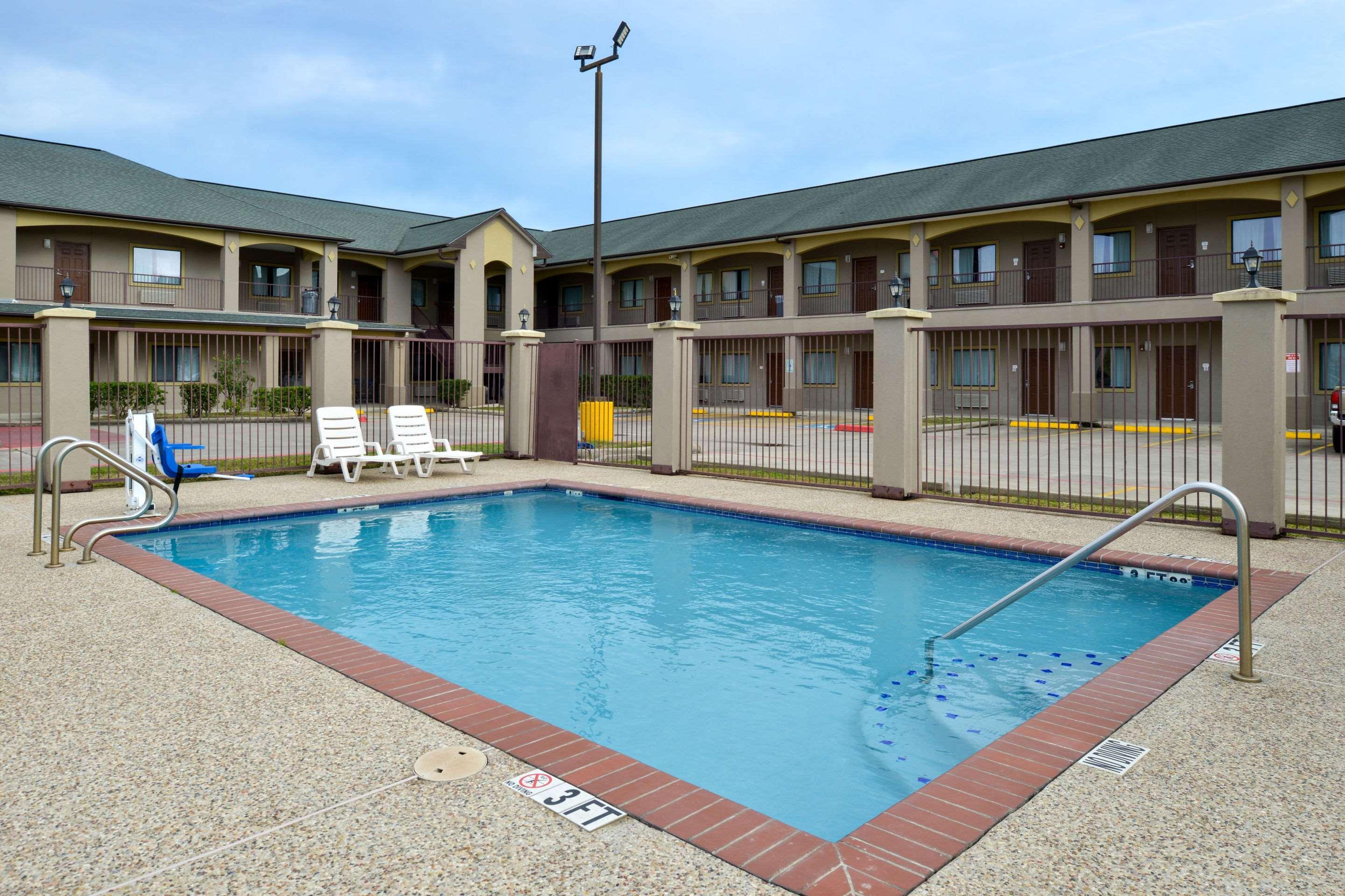 Econo Lodge&Suites Port Arthur Eksteriør billede