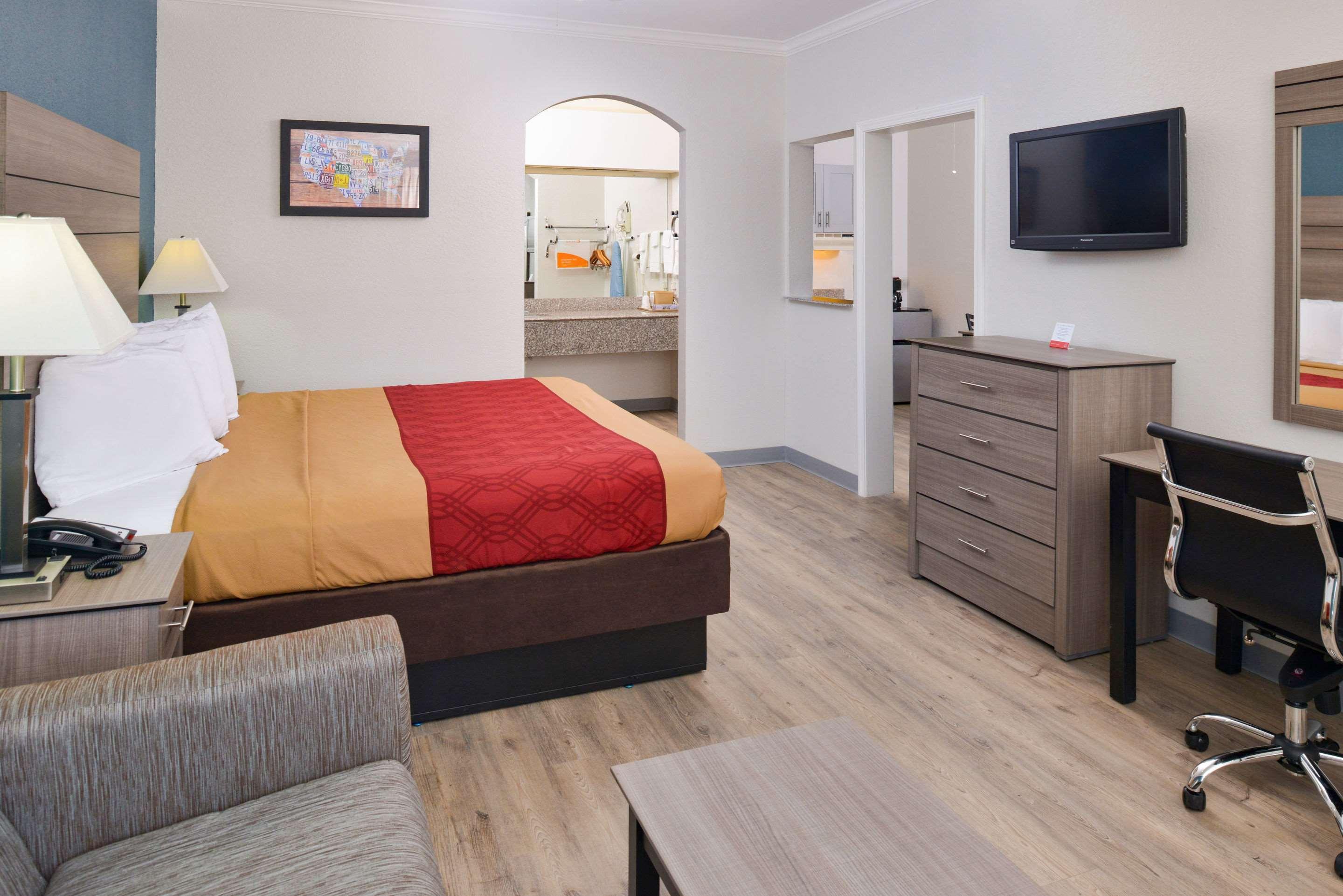 Econo Lodge&Suites Port Arthur Eksteriør billede
